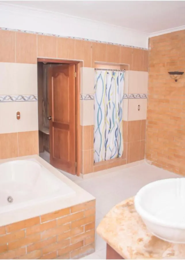 Penthouse Con Jacuzzi La Cueva De Los 3 Ojos Santo Domingo 0*,  Repubblica Dominicana
